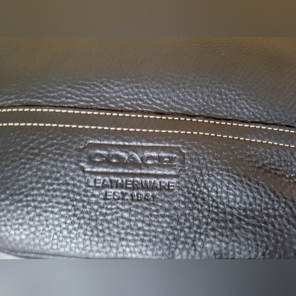 Coach Black Leather Caryall - Picture 4 of 15